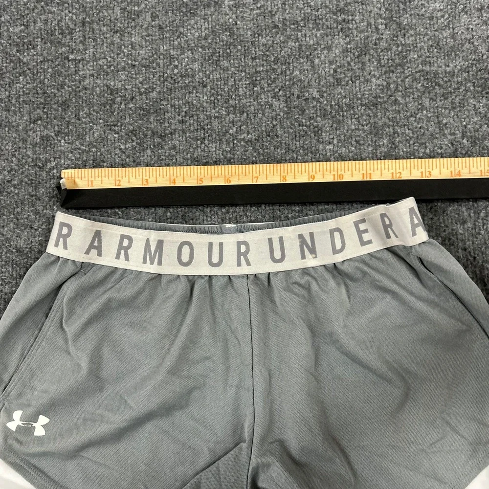Under Armour Athletic Shorts Womens Size Small Gray HeatGear Loose Fit Running